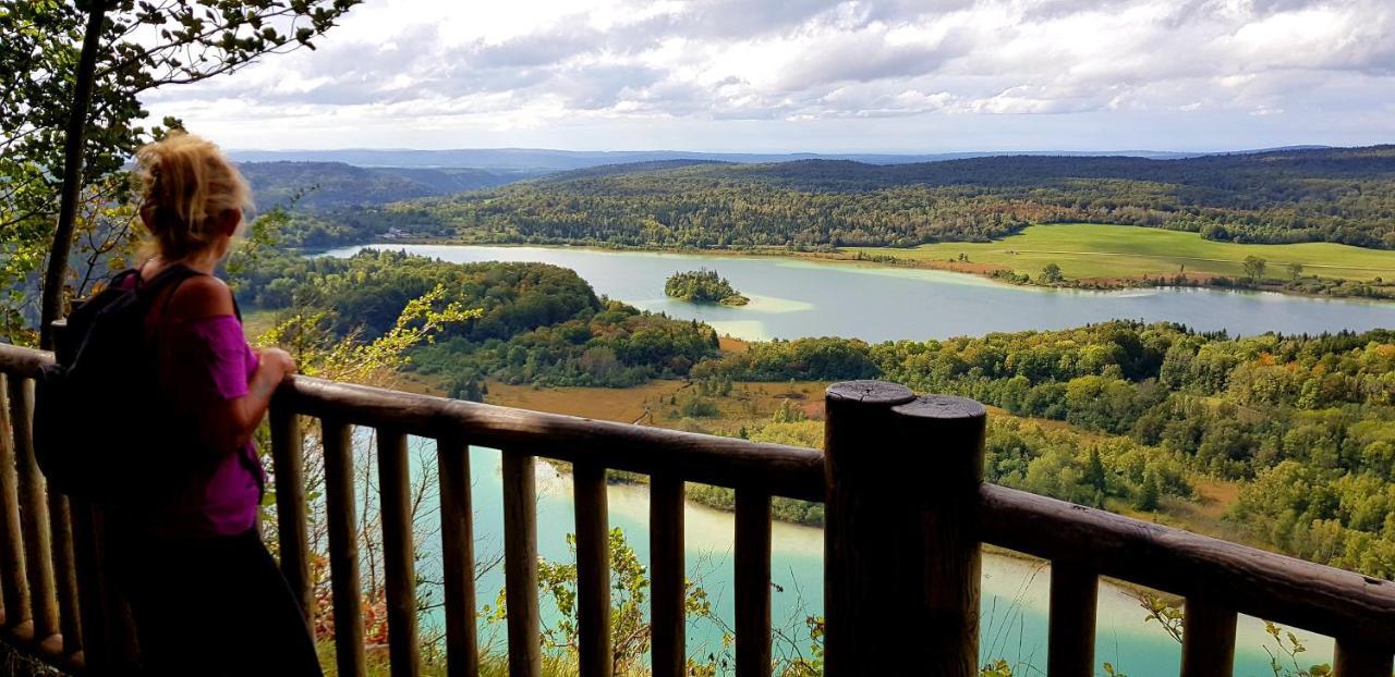 Le Jura En Toutes Saisons Piscine, Spa, Location Vtt, Balades 2Cv, Climatisation Bonlieu Exteriör bild