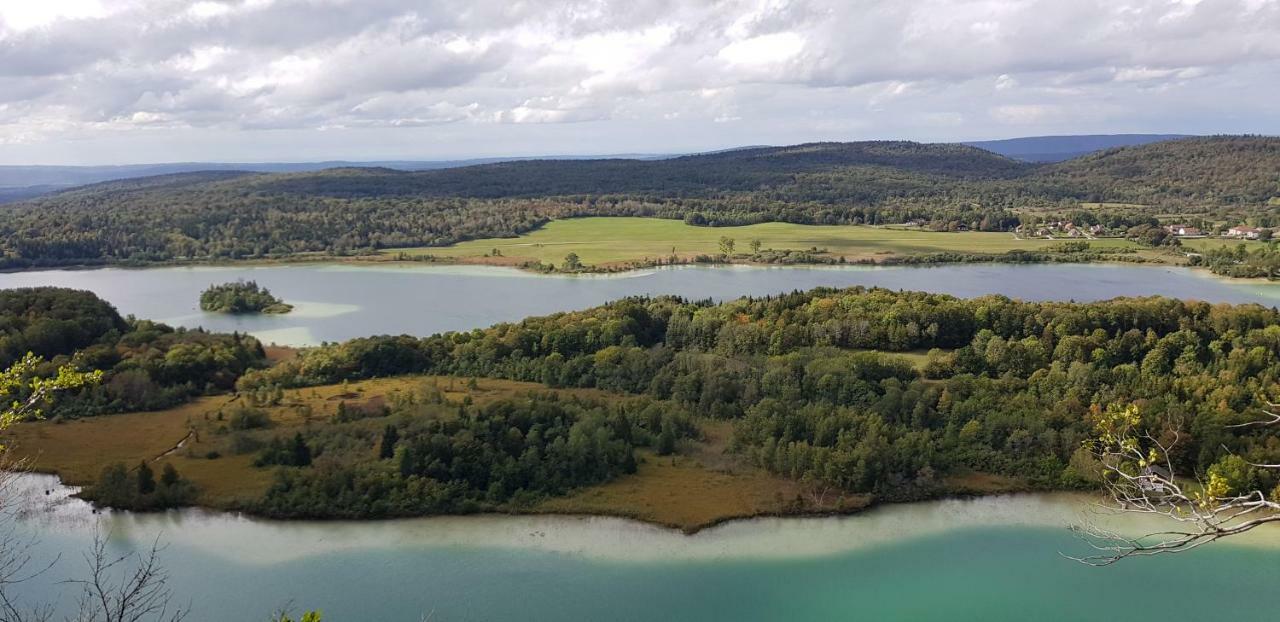 Le Jura En Toutes Saisons Piscine, Spa, Location Vtt, Balades 2Cv, Climatisation Bonlieu Exteriör bild